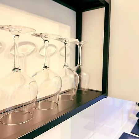 Ochtum Living - Self Check-in Mit Smart-tv, Zentral, Wlan, Balkon Apartman Bréma