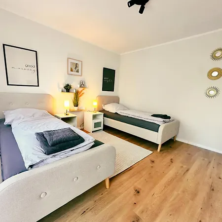 Ochtum Living - Self Check-in Mit Smart-tv, Zentral, Wlan, Balkon