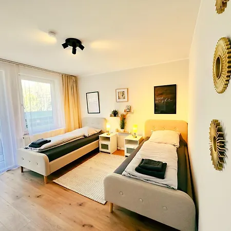 Lejlighed Ochtum Living - Self Check-in Mit Smart-tv, Zentral, Wlan, Balkon *